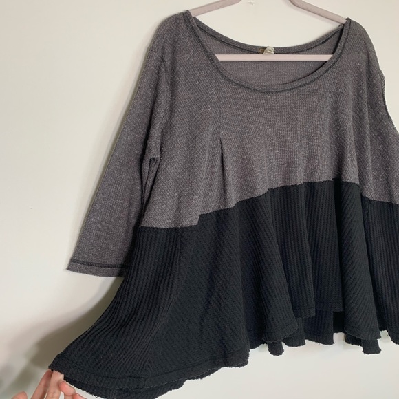 Free People colorblock loose top - Picture 2 of 11